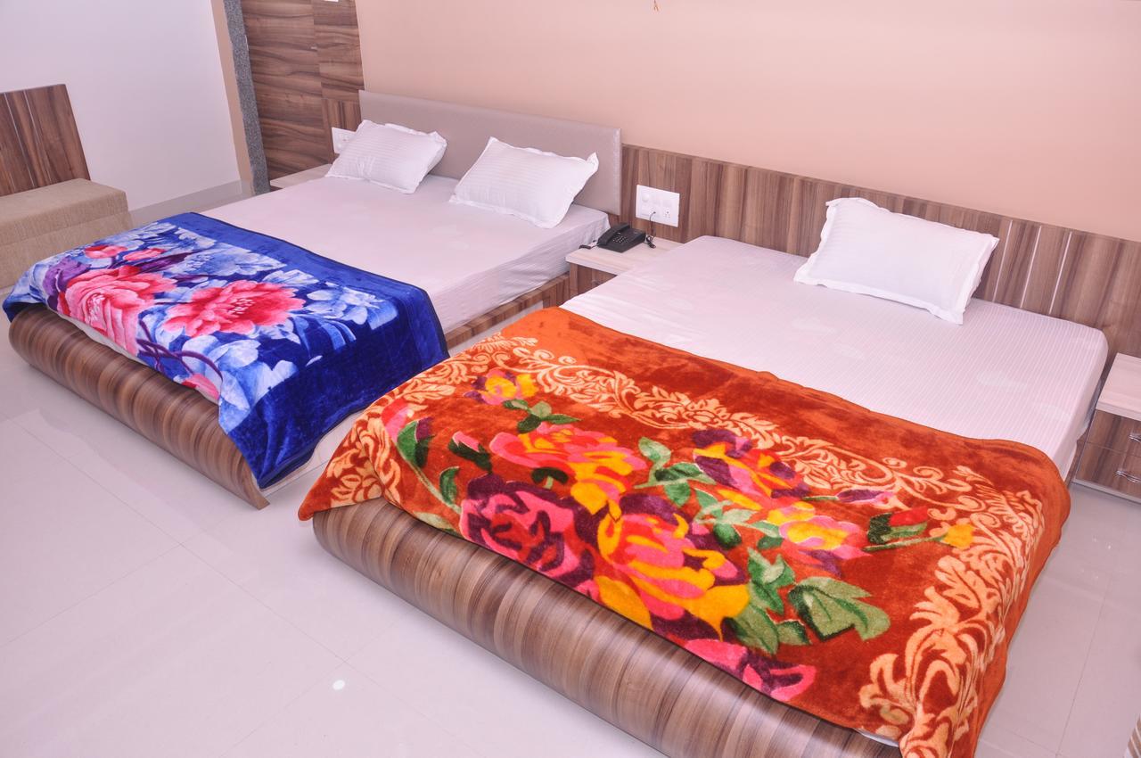 Hotel Amar Palace Ābu Road Zewnętrze zdjęcie